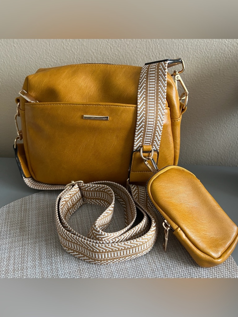 Vonxury Vegan Mustard Yellow Crossbody Bag with Removable Strap and Pouch